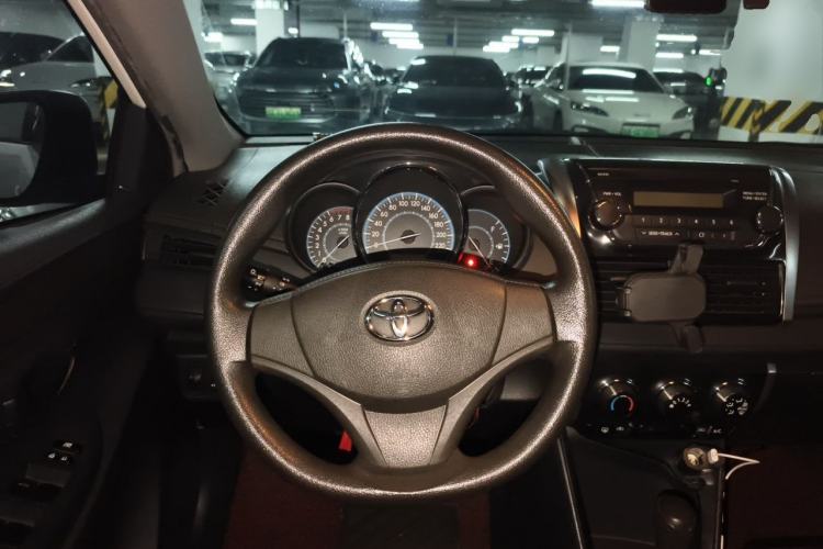 Used Toyota Vios 2014 1.3L Automatic Standard Edition Steering Wheel
