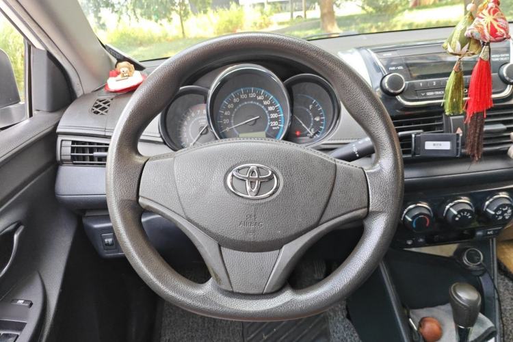 Used Toyota Vios 2014 1.3L Automatic Standard Edition Steering Wheel