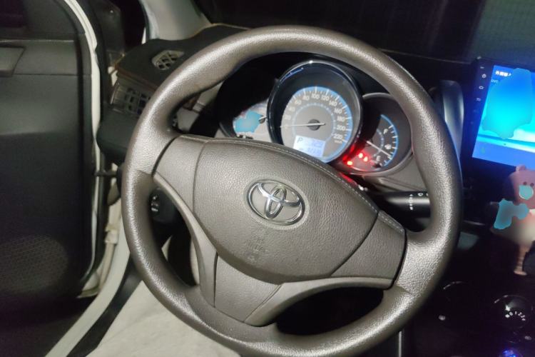 Used Toyota Vios 2014 1.3L Automatic Standard Edition Steering Wheel