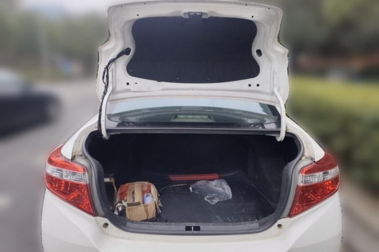 Used Toyota Vios 2014 1.5L Automatic ZhiZhen Edition Trunk