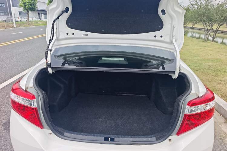 Used Toyota Vios 2014 1.5L Automatic ZhiZhen Edition Trunk