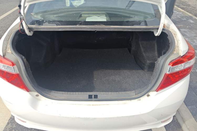 Used Toyota Vios 2014 1.3L Manual Xiang Edition Trunk