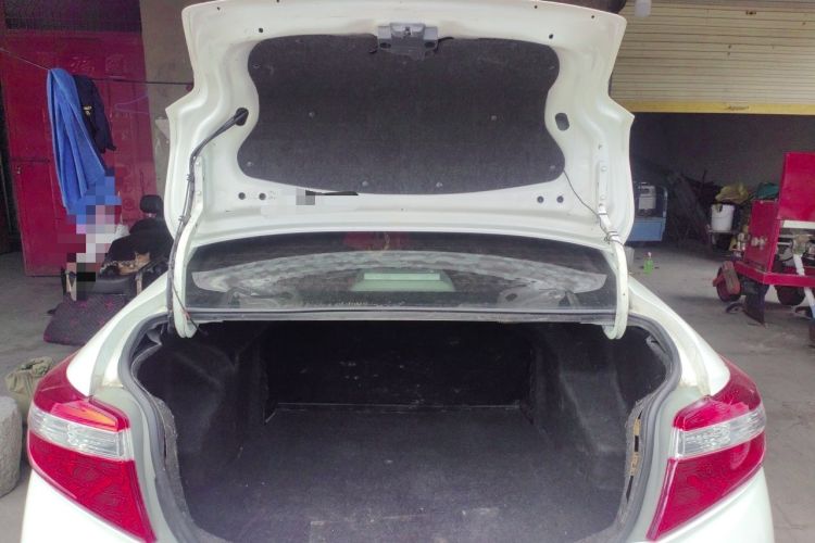 Used Toyota Vios 2014 1.5L Automatic ZhiZhen Edition Trunk