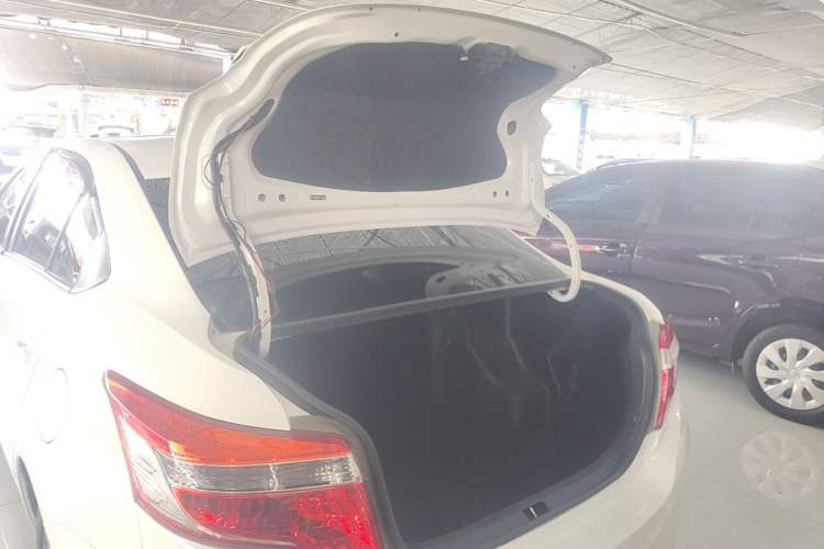 Used Toyota Vios 2014 1.5L Automatic ZhiZhen Edition Trunk