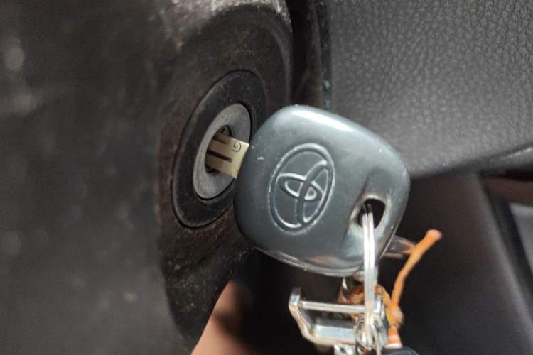 Used Toyota Vios 2014 1.5L Manual ZhiZhen Edition Vehicle Key