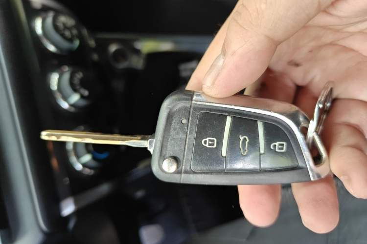 Used Toyota Vios 2014 1.5L Manual ZhiZhen Edition Vehicle Key