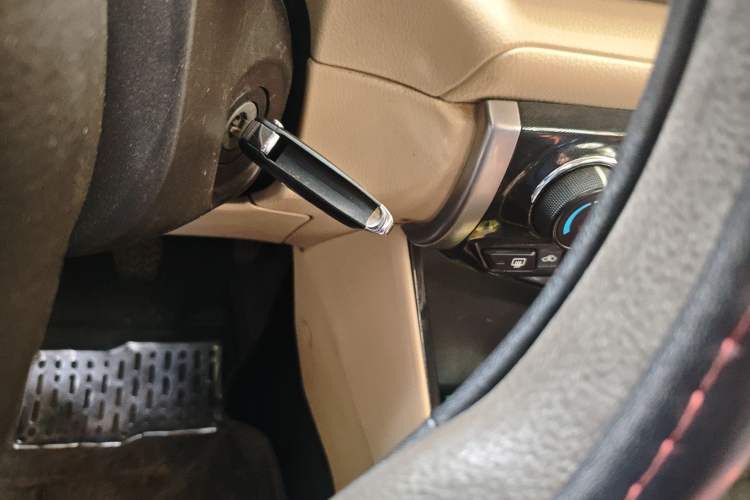 Used Toyota Vios 2014 1.5L Manual ZhiZhen Edition Vehicle Key