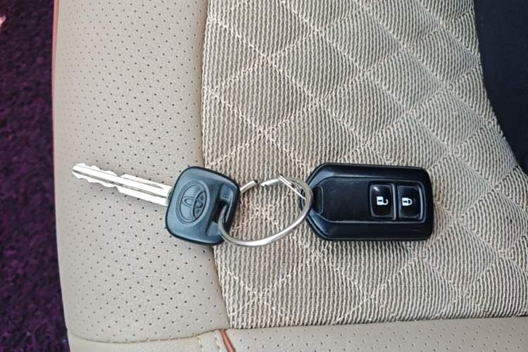 Used Toyota Vios 2014 1.5L Manual ZhiZhen Edition Vehicle Key