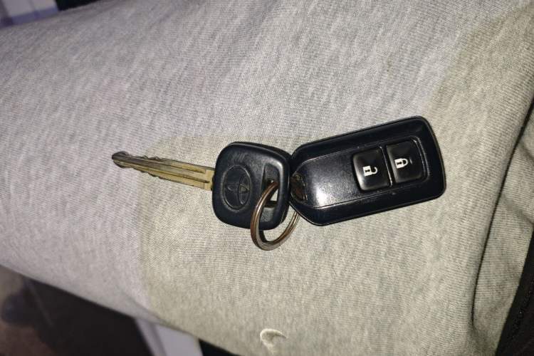 Used Toyota Vios 2014 1.5L Automatic ZhiShang Edition Vehicle Key