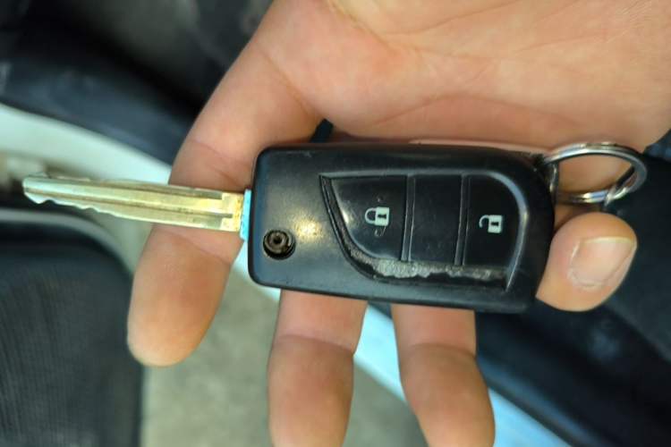 Used Toyota Vios 2014 1.5L Automatic ZhiShang Edition Vehicle Key