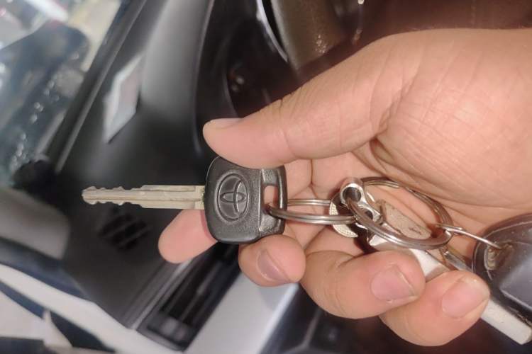Used Toyota Vios 2014 1.3L Manual Xiang Edition Vehicle Key
