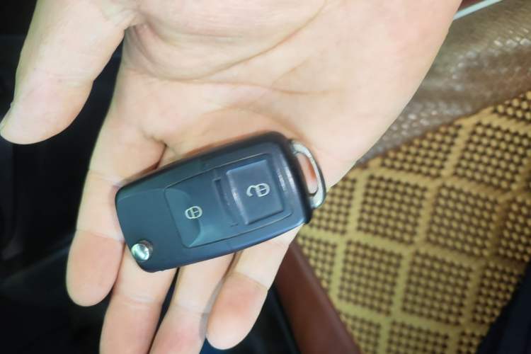 Used Toyota Vios 2014 1.3L Manual Xiang Edition Vehicle Key