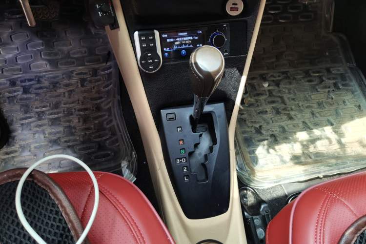 Used Toyota Vios 2015 1.5L Automatic ZhiZun Starlight Edition Gear Lever