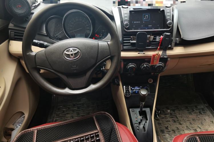 Used Toyota Vios 2015 1.5L Automatic ZhiZun Starlight Edition Steering Wheel