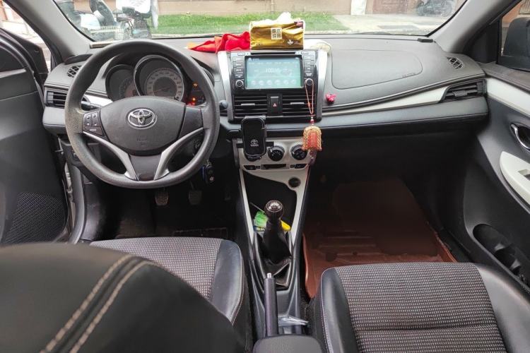 Used Toyota Vios 2015 1.5L Manual Smart Star Edition Center Console