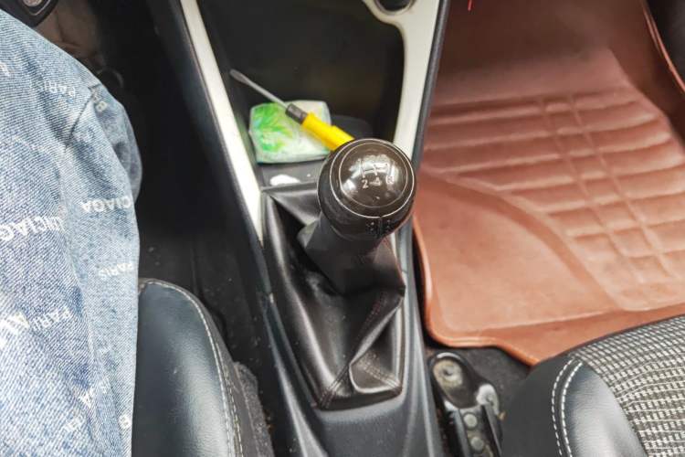 Used Toyota Vios 2015 1.5L Manual Smart Star Edition Gear Lever
