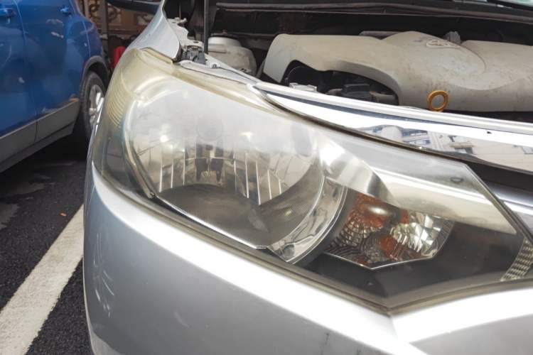Used Toyota Vios 2015 1.5L Manual Smart Star Edition Right Front Headlight