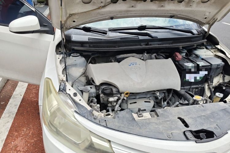Used Toyota Vios 2015 1.5L Manual Smart Star Edition Engine Bay Right