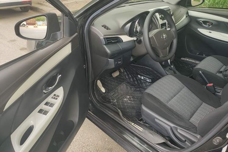 Used Toyota Vios 2016 1.5L Automatic ZhiZhen Xingyao Edition Driver Seat
