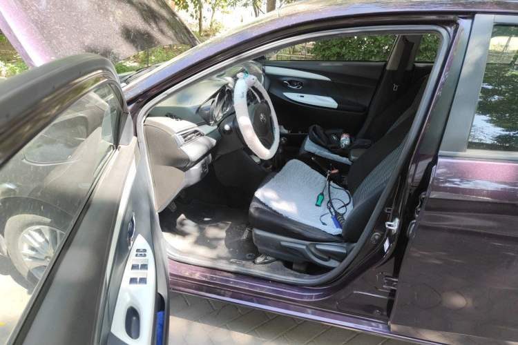 Used Toyota Vios 2016 1.5L Manual ZhiZhen Xingyao Edition Driver Seat