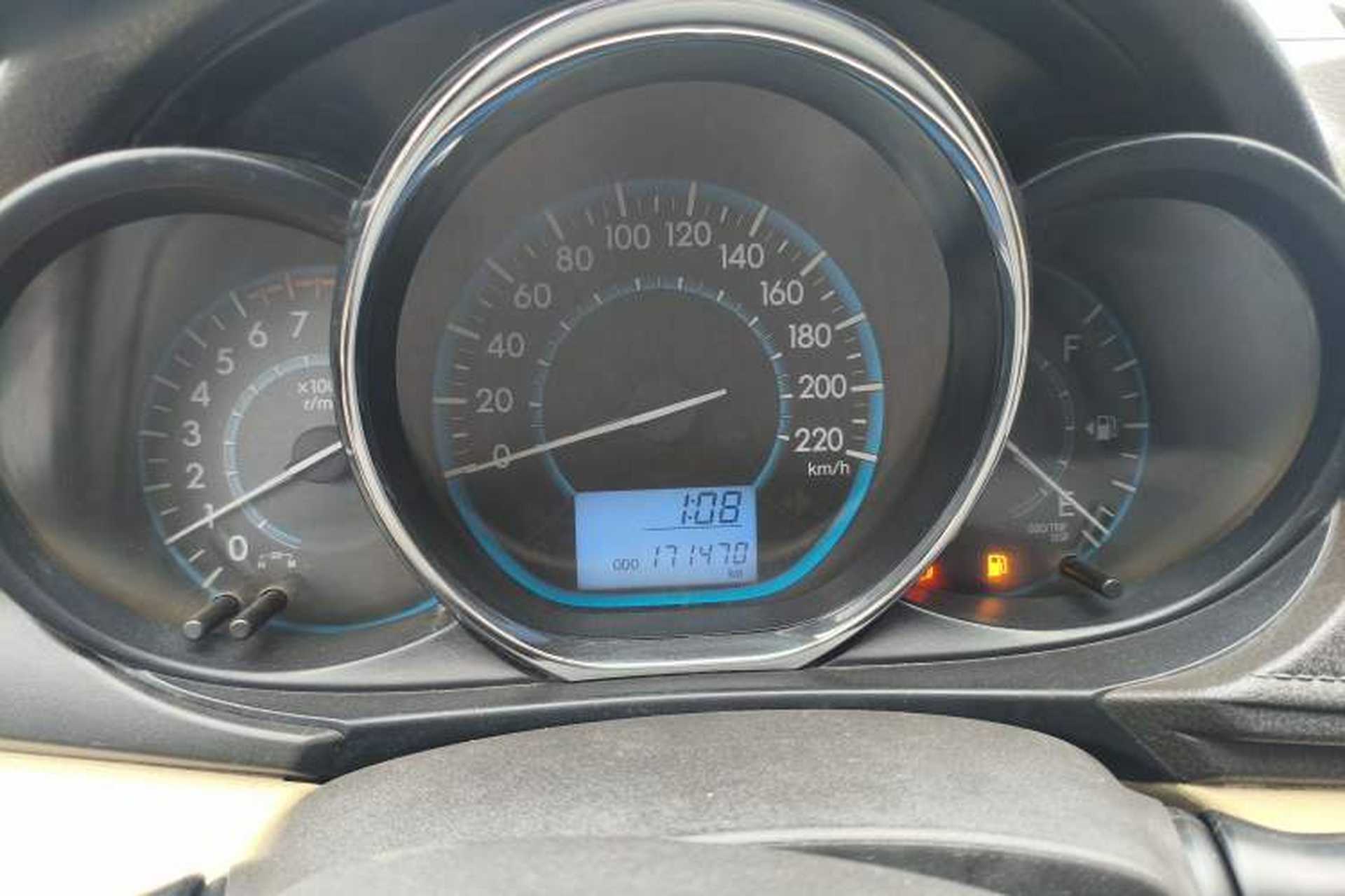Used Toyota Vios 2016 1.5L Manual ZhiZhen Xingyao Edition Instrument Cluster