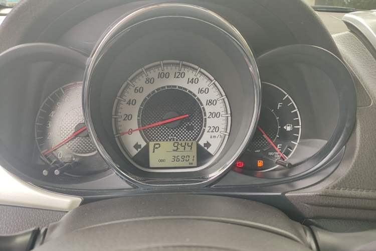 Used Toyota Vios 2016 1.5L Automatic ZhiZhen Xingyao Edition Instrument Cluster