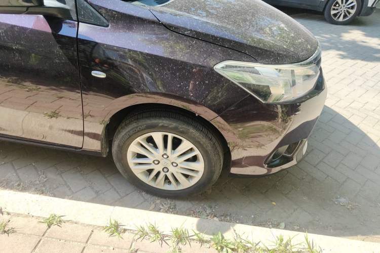 Used Toyota Vios 2016 1.5L Manual ZhiZhen Xingyao Edition Right Front Wheel Hub