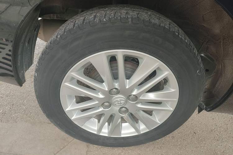 Used Toyota Vios 2016 1.5L Automatic ZhiZhen Xingyao Edition Right Rear Wheel Hub