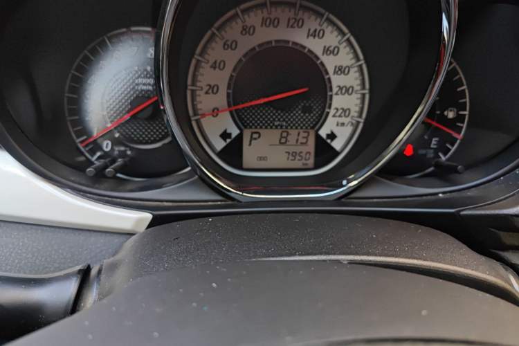 Used Toyota Vios 2016 1.5L Automatic ZhiZhen Xingyao Edition Odometer Close Up