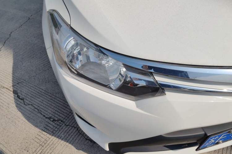 Used Toyota Vios 2016 1.5L Automatic ZhiZhen Xingyao Edition Right Front Headlight