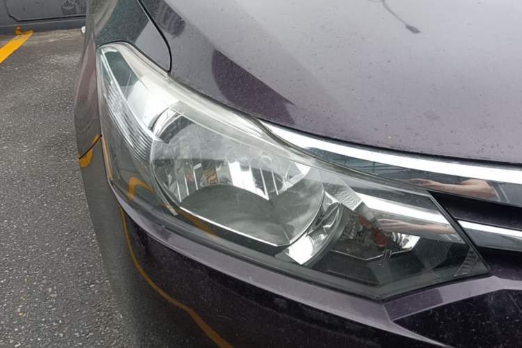 Used Toyota Vios 2016 1.5L Automatic ZhiZhen Xingyao Edition Right Front Headlight