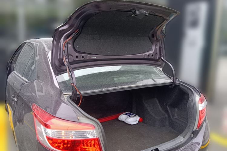 Used Toyota Vios 2016 1.5L Automatic ZhiZhen Xingyao Edition Trunk