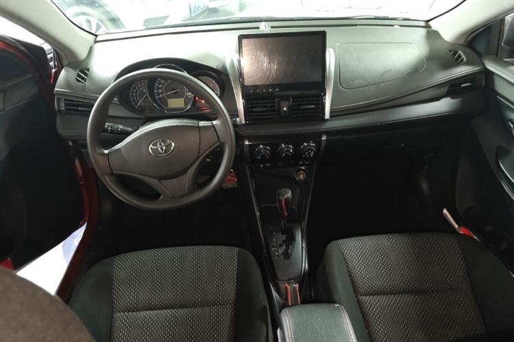 Used Toyota Vios 2016 1.5L Automatic ZhiZhen Xingyao Edition Center Console