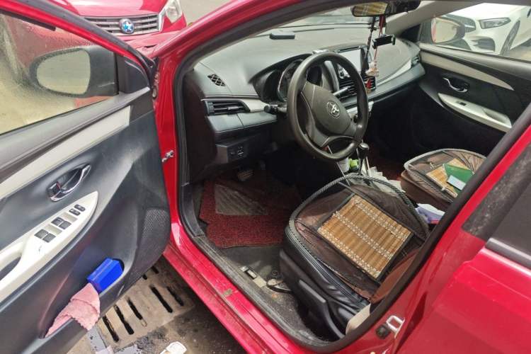 Used Toyota Vios 2016 1.5L Automatic ZhiZhen Xingyao Edition Driver Seat