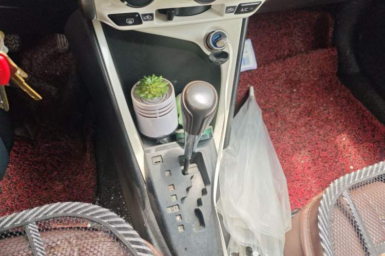 Used Toyota Vios 2016 1.5L Automatic ZhiZhen Xingyao Edition Gear Lever
