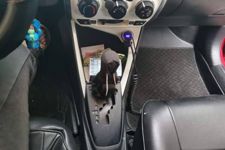 Used Toyota Vios 2016 1.5L Automatic ZhiZhen Xingyao Edition Gear Lever