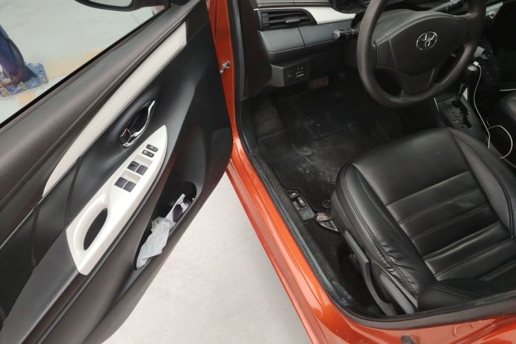 Used Toyota Vios 2016 1.5L Automatic ZhiZhen Xingyao Edition Interior 3