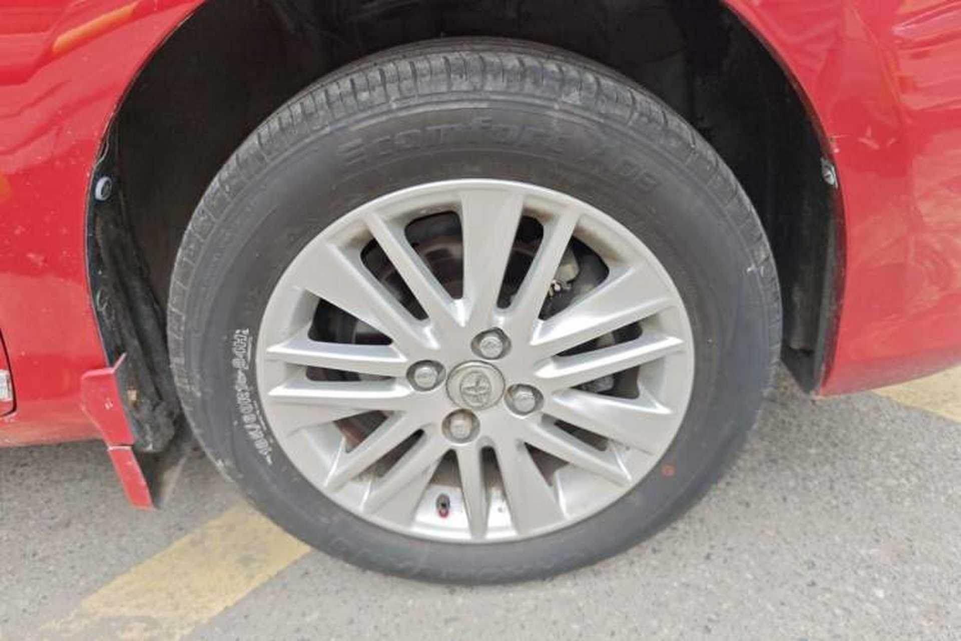 Used Toyota Vios 2016 1.5L Automatic ZhiZhen Xingyao Edition Right Front Wheel Hub