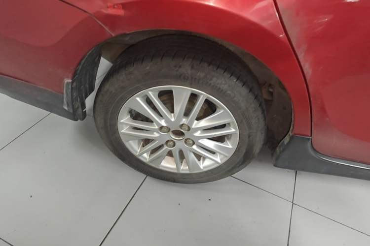 Used Toyota Vios 2016 1.5L Automatic ZhiZhen Xingyao Edition Right Rear Wheel Hub