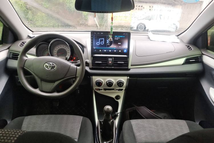 Used Toyota Vios 2016 1.5L Manual ZhiZhen Xingyao Edition Center Console