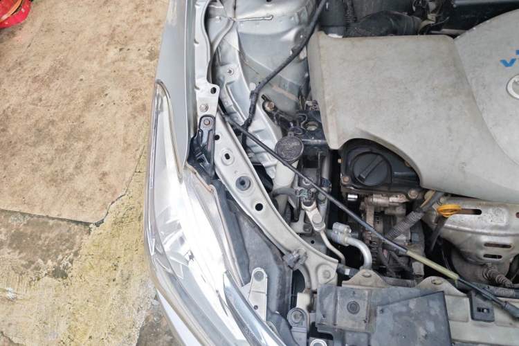 Used Toyota Vios 2016 1.5L Automatic ZhiZhen Xingyao Edition Engine Bay Right