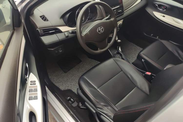 Used Toyota Vios 2016 1.5L Automatic ZhiZhen Xingyao Edition Interior 2