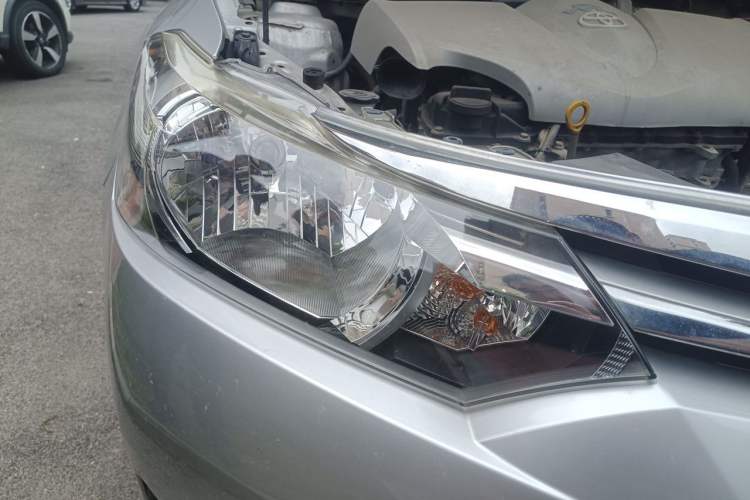 Used Toyota Vios 2016 1.5L Automatic ZhiZhen Xingyao Edition Right Front Headlight