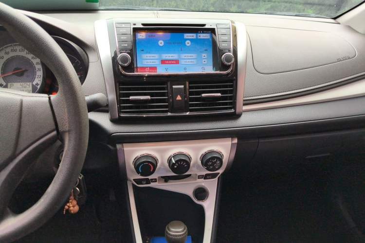 Used Toyota Vios 2016 1.5L Automatic ZhiZhen Xingyao Edition Audio And AC Panel