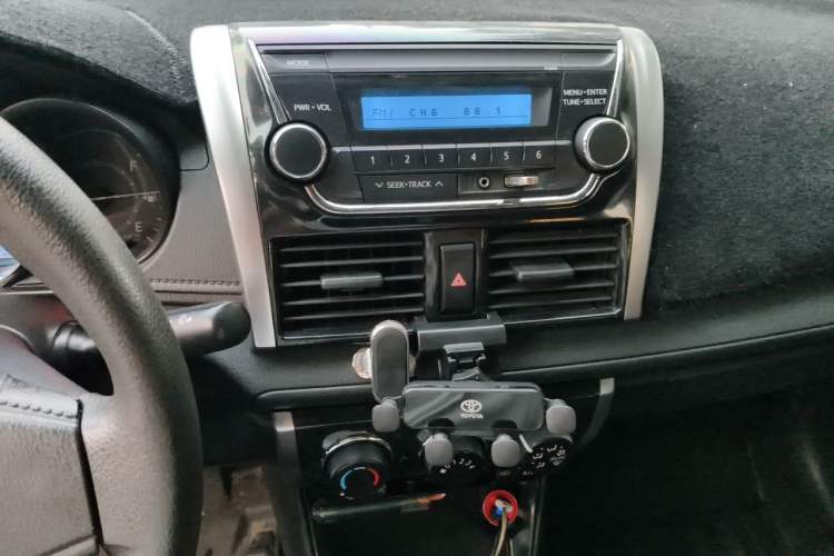 Used Toyota Vios 2016 1.5L Automatic ZhiZhen Xingyao Edition Audio And AC Panel