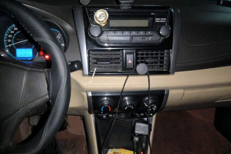 Used Toyota Vios 2016 1.5L Manual ZhiZhen Xingyao Edition Audio And AC Panel