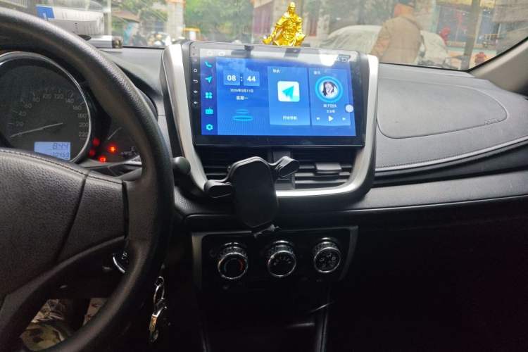 Used Toyota Vios 2016 1.5L Manual ZhiZhen Xingyao Edition Audio And AC Panel