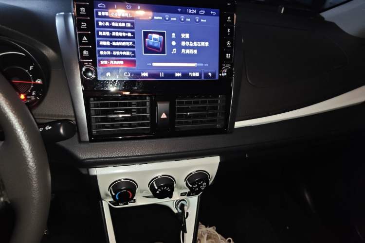 Used Toyota Vios 2016 1.5L Automatic ZhiZhen Xingyao Edition Audio And AC Panel