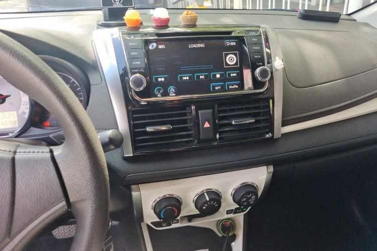 Used Toyota Vios 2016 1.5L Automatic ZhiZhen Xingyao Edition Audio And AC Panel