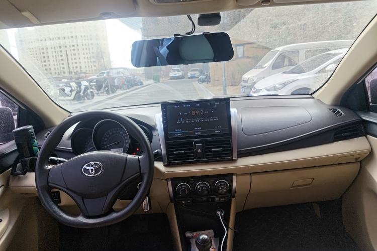 Used Toyota Vios 2016 1.5L Manual ZhiZhen Xingyao Edition Center Console
